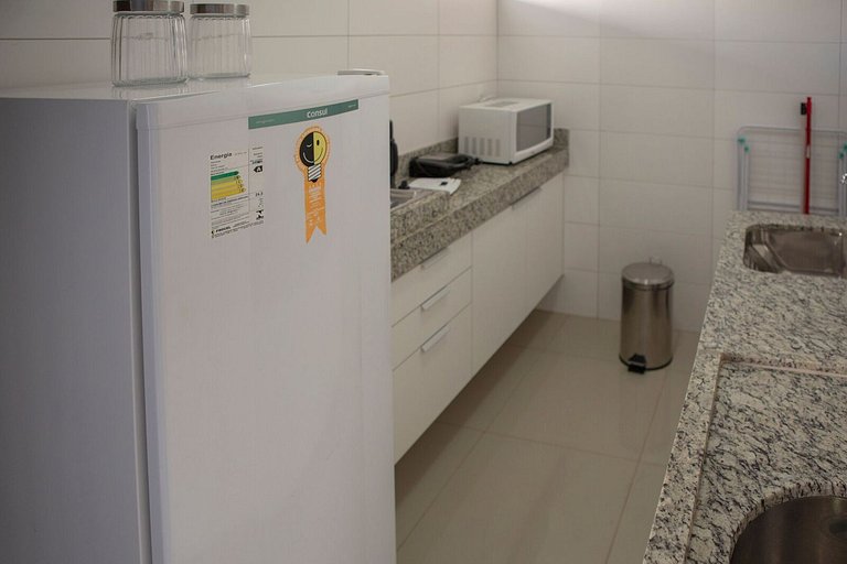 203- Apartamento com varanda perto do Vaca Brava