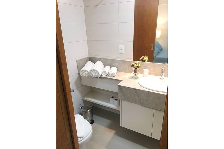 109 - Apartamento Exclusivo com Varanda