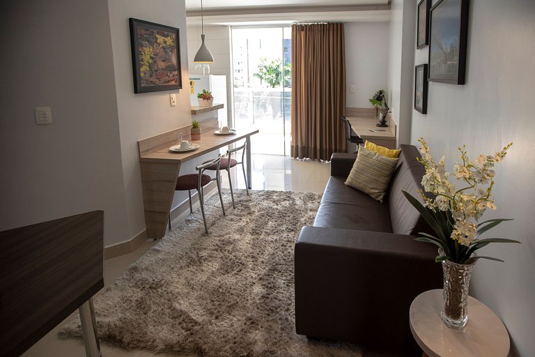 108 - Apartamento Exclusivo com Varanda