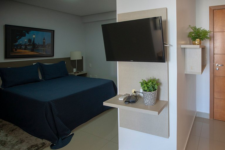509- Flat inteiro com varanda - Ótima localização