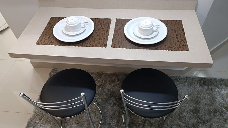 112 - Apartamento Exclusivo com Varanda