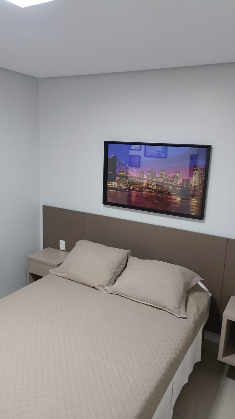 112 - Apartamento Exclusivo com Varanda