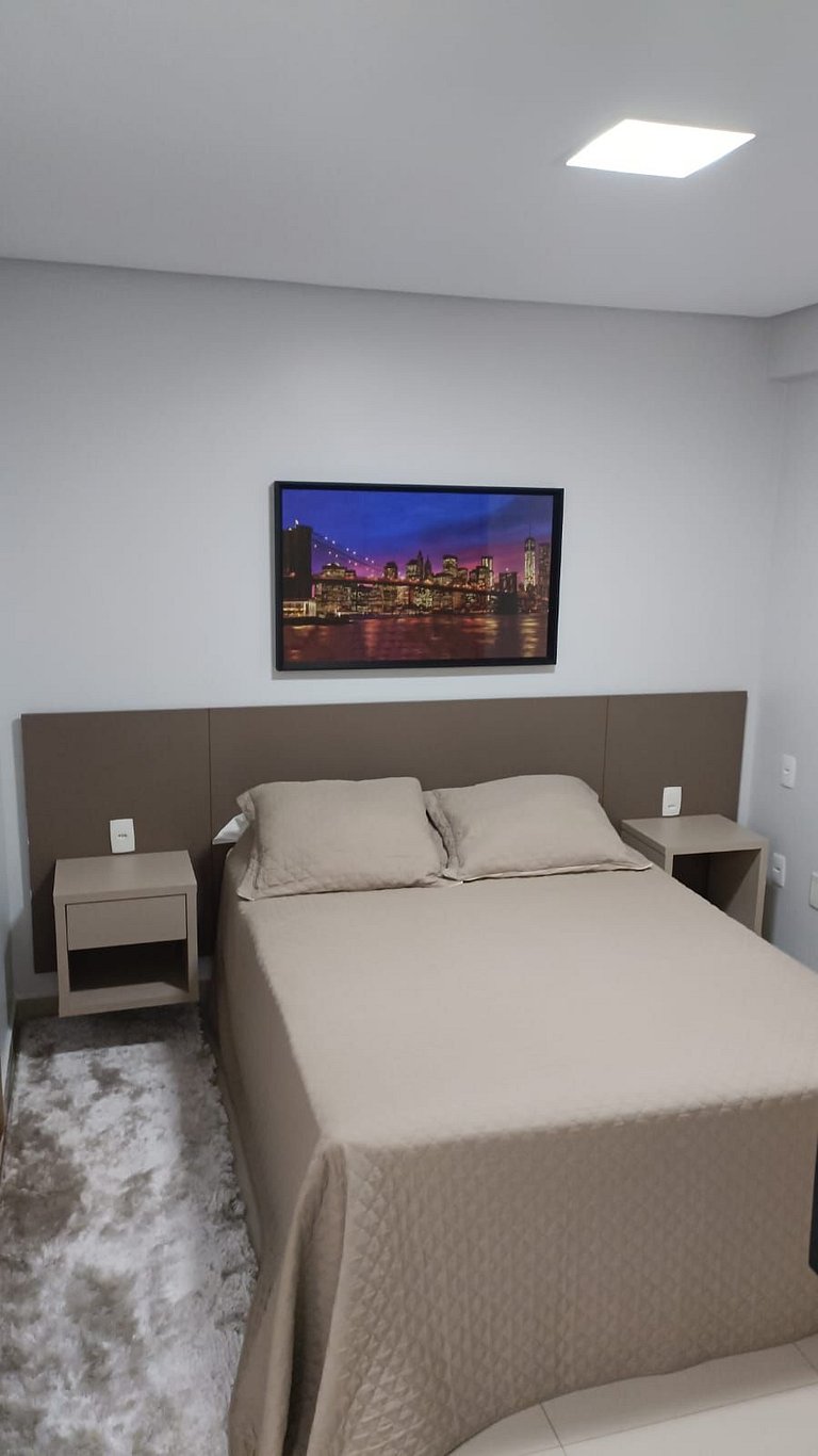 112 - Apartamento Exclusivo com Varanda