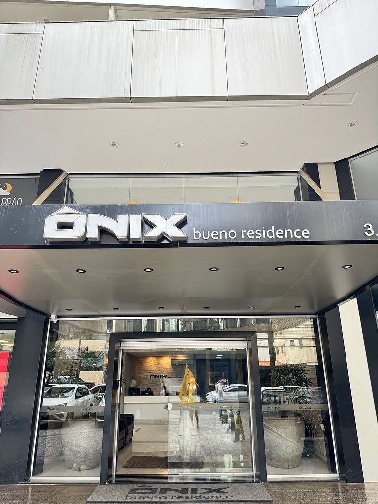 612 -Apartamento exclusivo com varanda