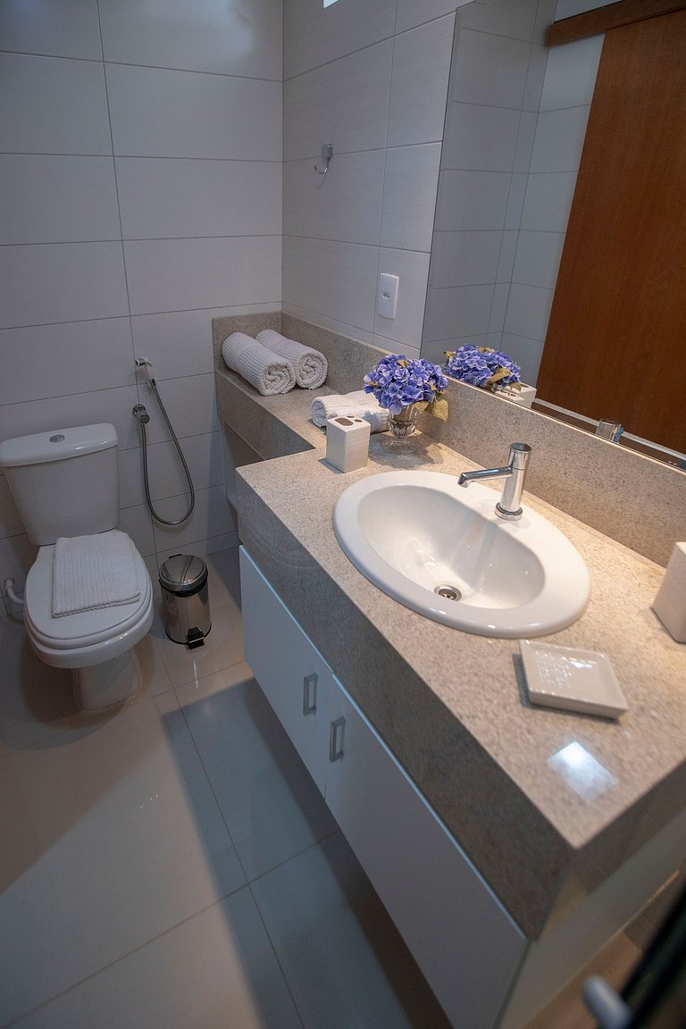 612 -Apartamento exclusivo com varanda