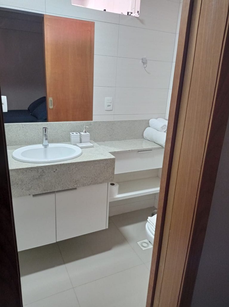 503 -Apartamento exclusivo com varanda