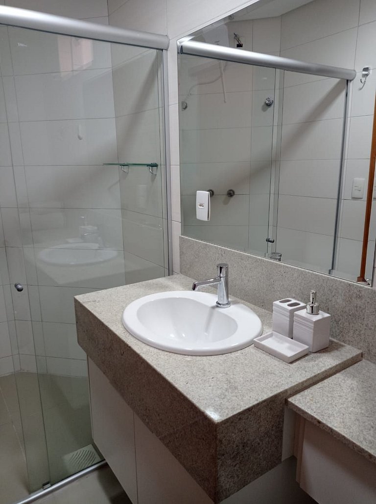 605 -Apartamento exclusivo com varanda