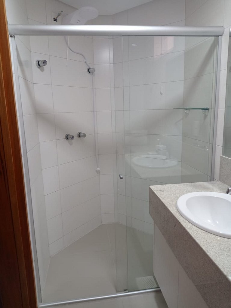 605 -Apartamento exclusivo com varanda