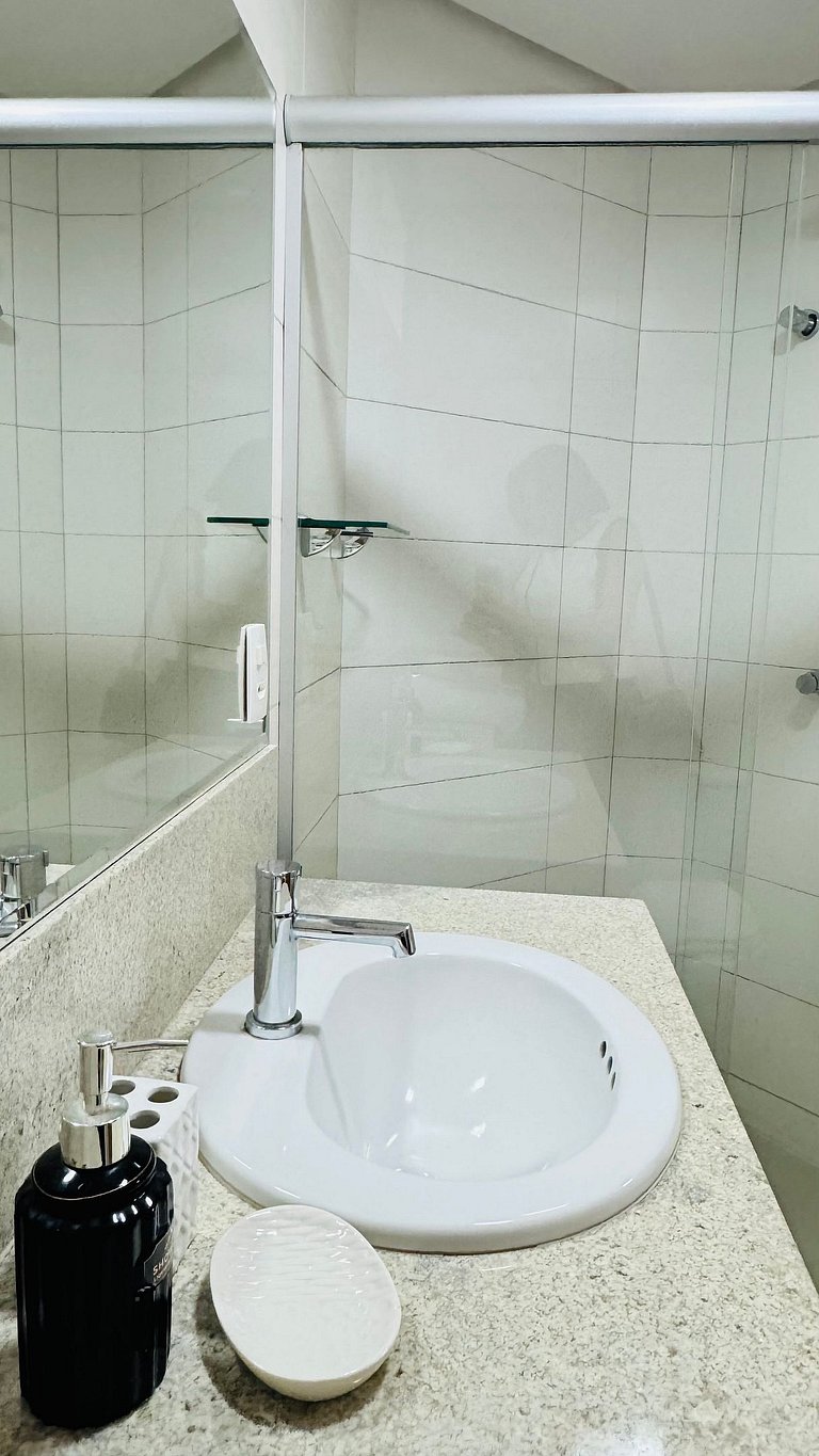 101-Apartamento exclusivo com varanda