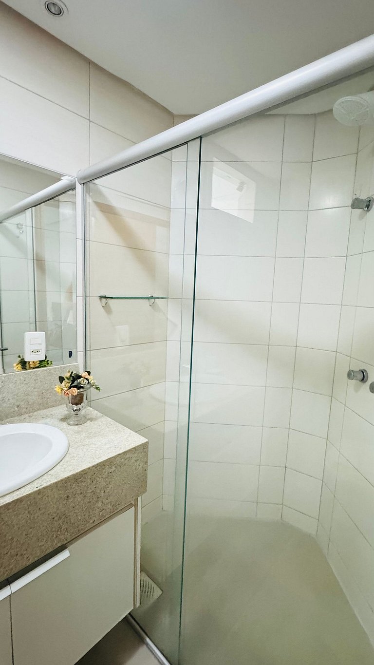 105-Apartamento exclusivo com varanda