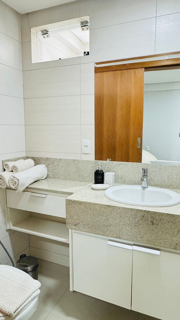 105-Apartamento exclusivo com varanda