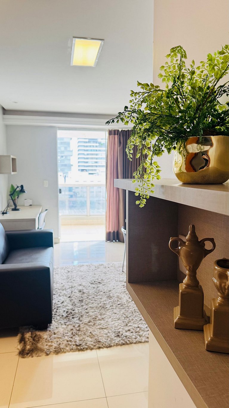 107- Apartamento Exclusivo com Varanda