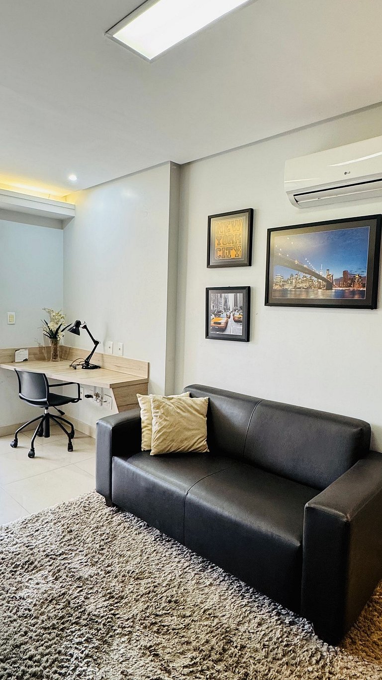 108 - Apartamento Exclusivo com Varanda