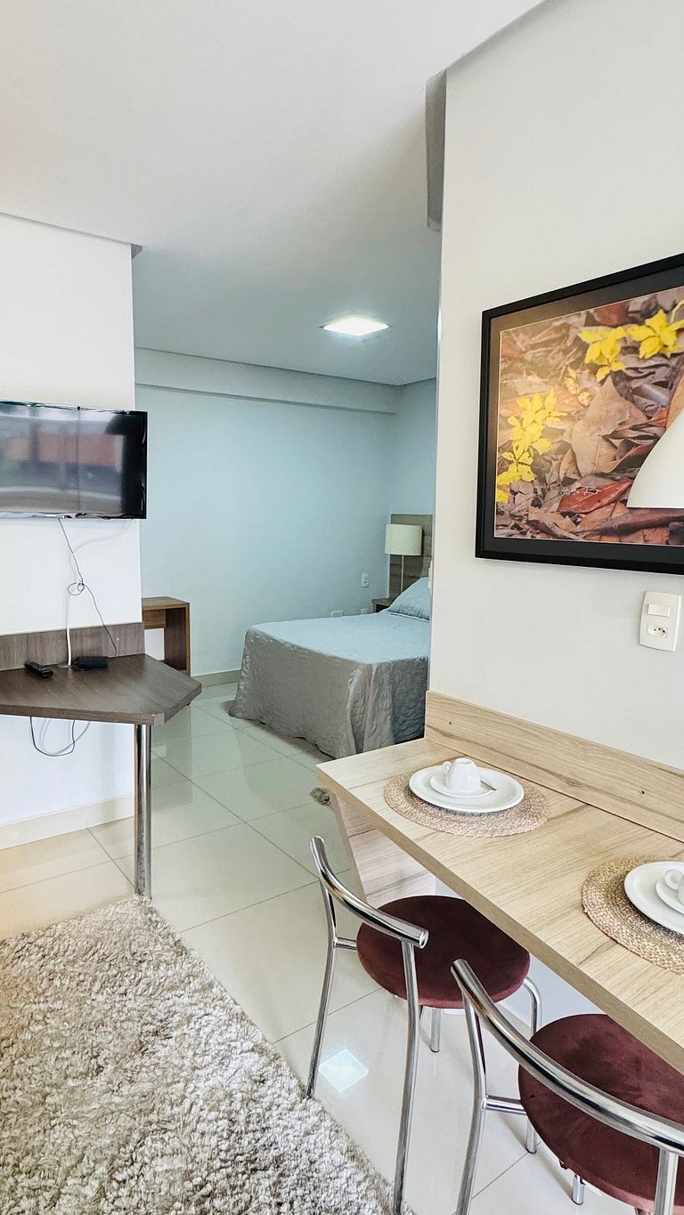 108 - Apartamento Exclusivo com Varanda