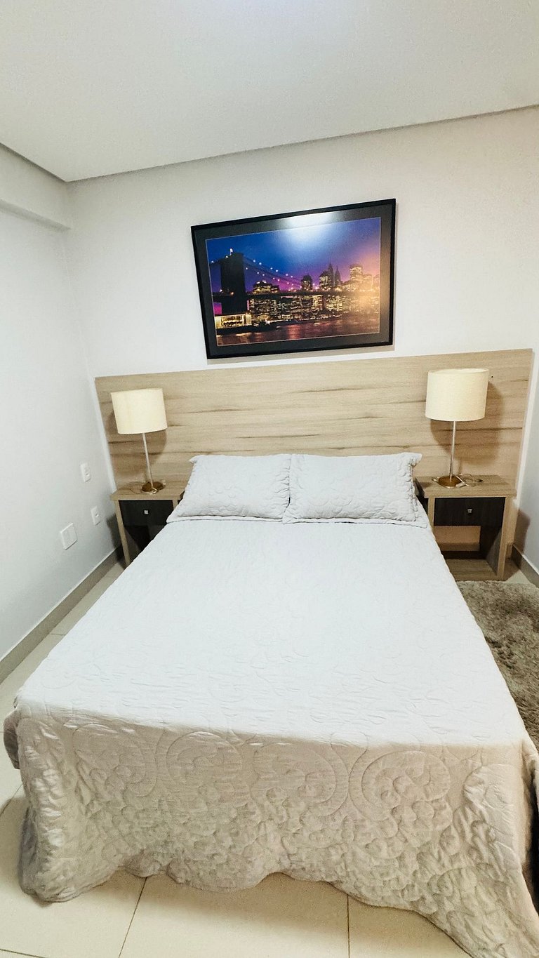 108 - Apartamento Exclusivo com Varanda