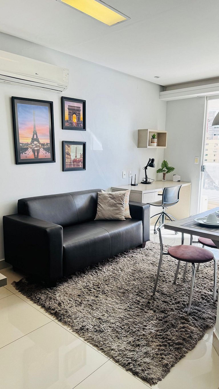 109 - Apartamento Exclusivo com Varanda