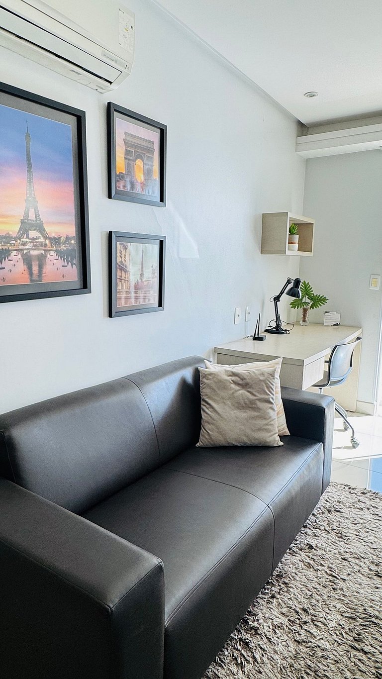 109 - Apartamento Exclusivo com Varanda