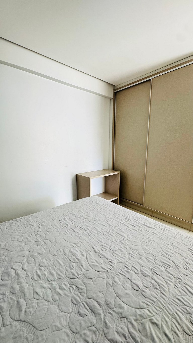 109 - Apartamento Exclusivo com Varanda