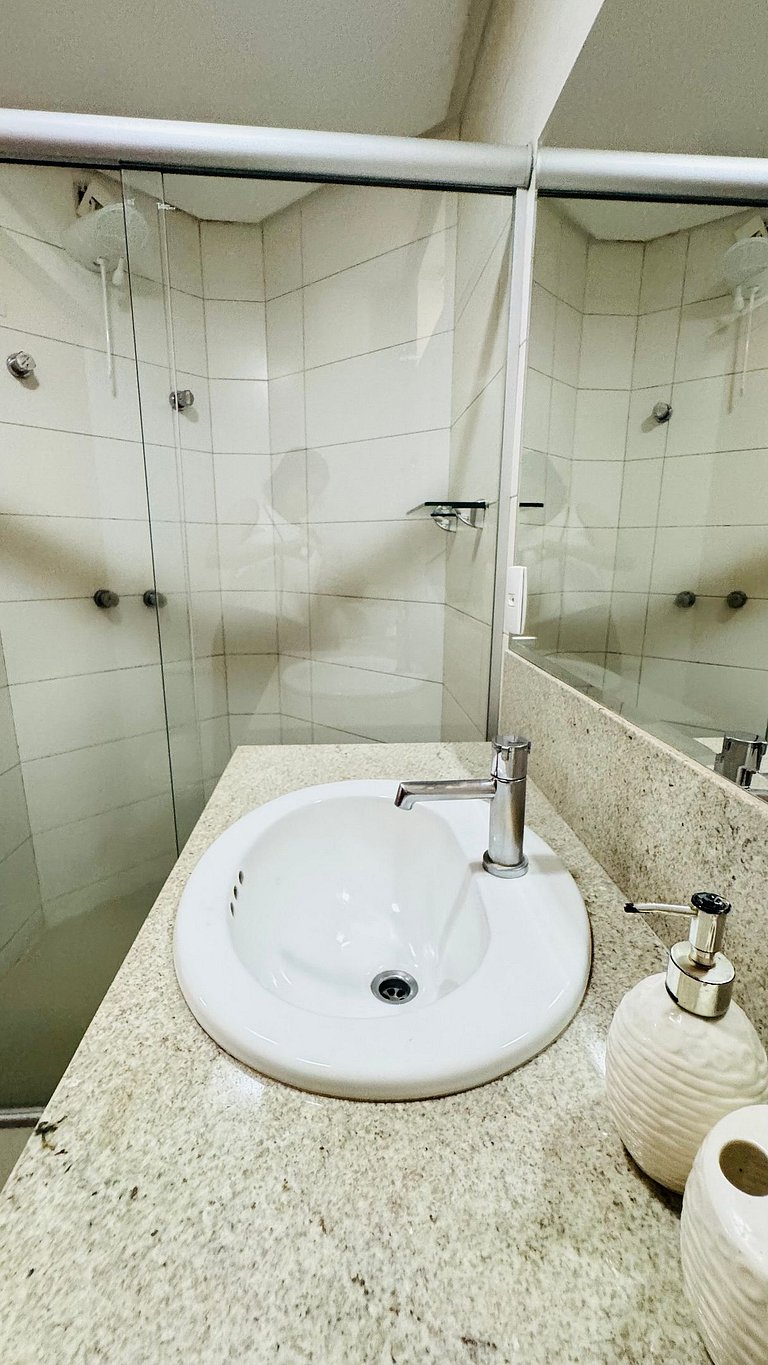 109 - Apartamento Exclusivo com Varanda