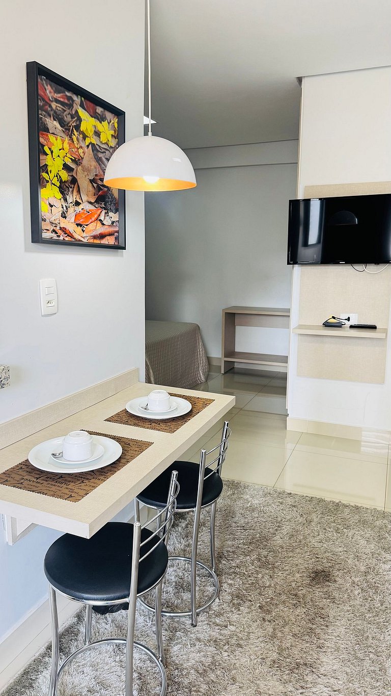 111 - Apartamento Exclusivo com Varanda