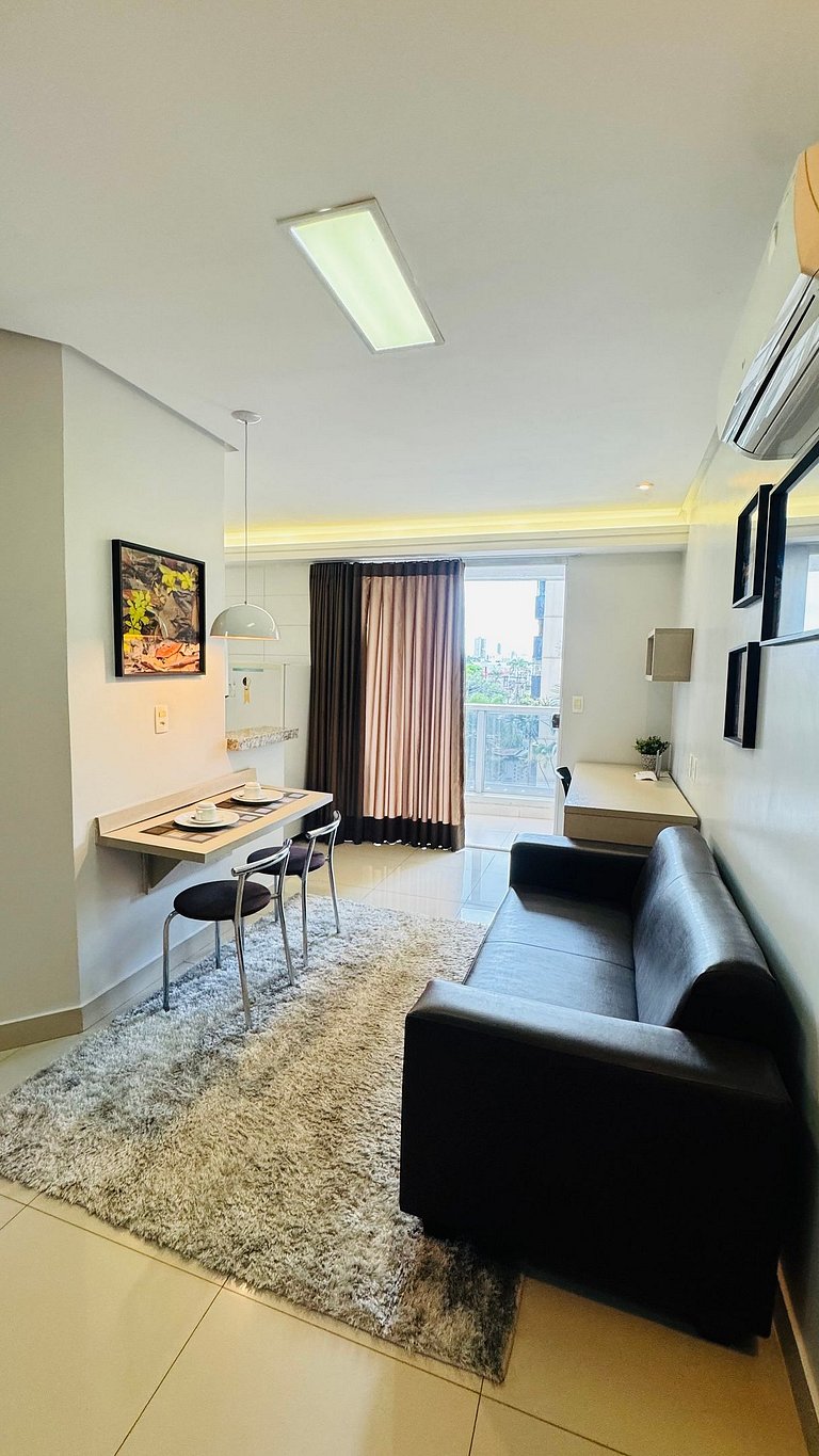 112 - Apartamento Exclusivo com Varanda
